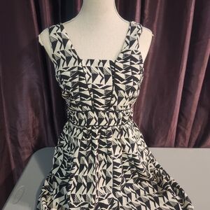 One Clothing Black and White Geometric Midi Dress